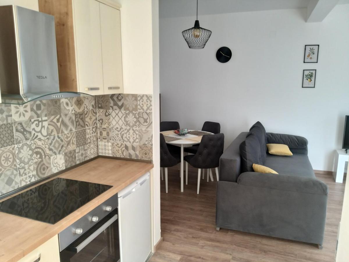 Petivat Gardens Apartman Tivat